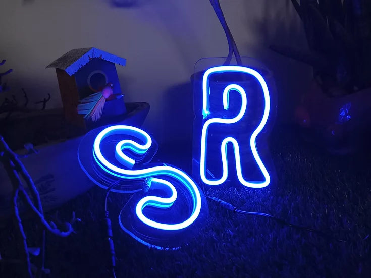initial-neon