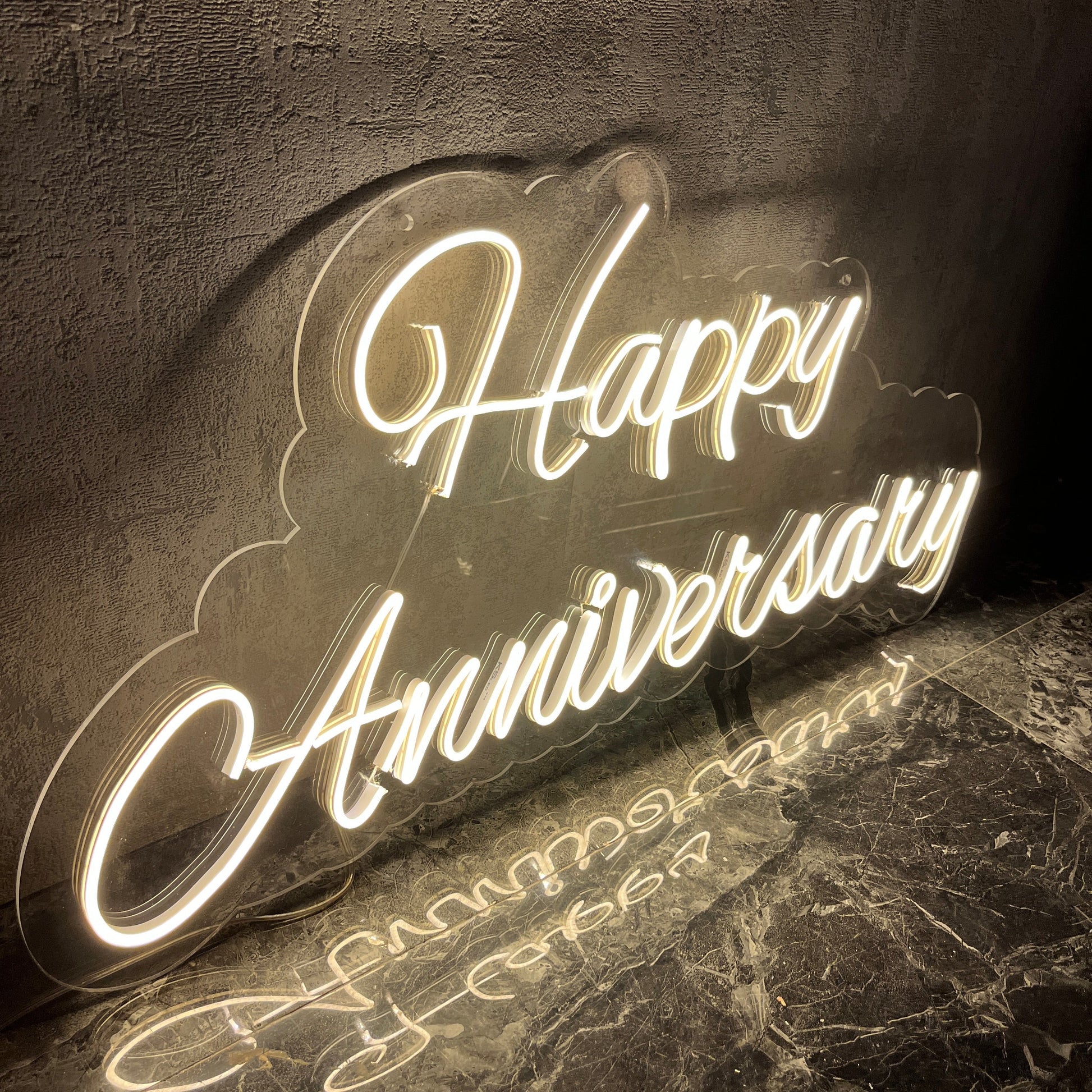 happy-anniversary-neon-sign